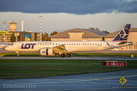 Embraer 195 E2 STD (ERJ-190-400STD)